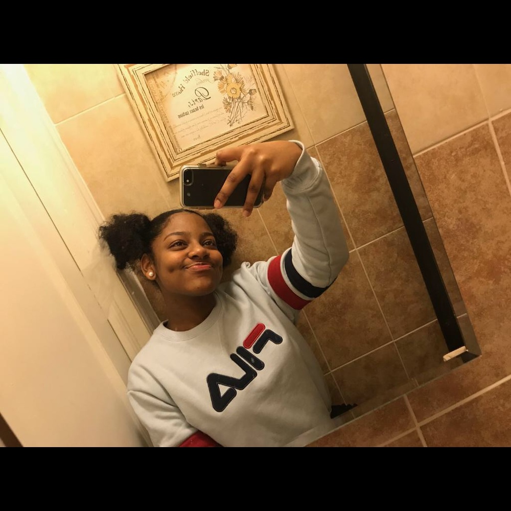 Meet your Posher, Ginaa